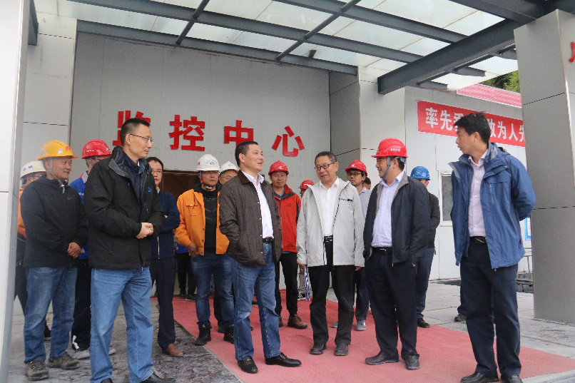 省交通投資集團(tuán)黨委副書記、副董事長(zhǎng)、總經(jīng)理 周黎明赴九綿高速LJ9項(xiàng)目檢查指導(dǎo)工作