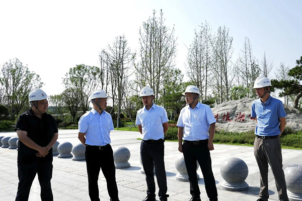 川交公司黨委副書(shū)記、董事、總經(jīng)理魯正偉深入綿陽(yáng)科技城新區(qū)片區(qū)項(xiàng)目檢查指導(dǎo)工作